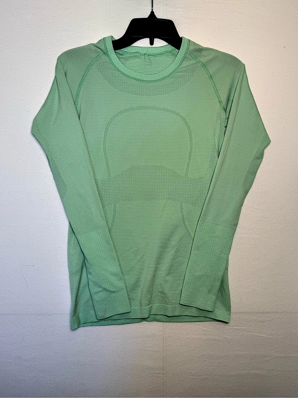 lululemon Swiftly Tech Long-Sleeve Shirt in Green